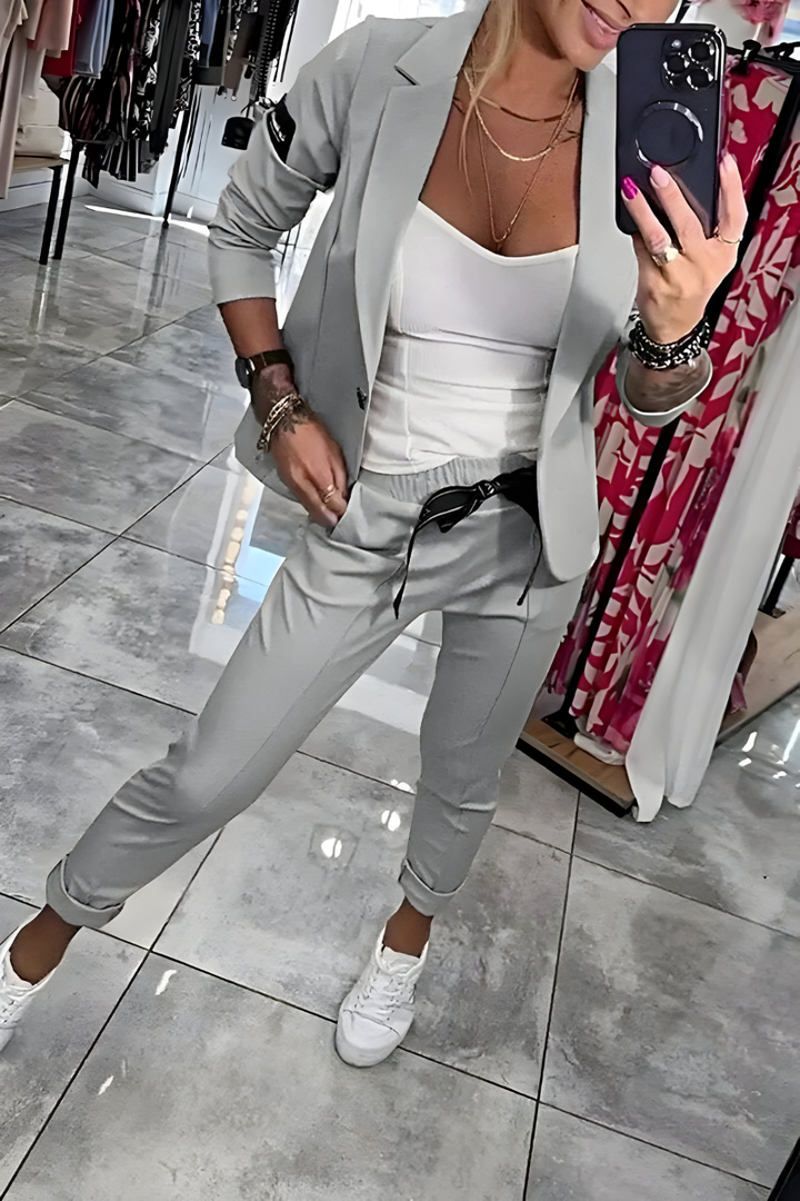 Neris™ | Elegantní moderní dvoudílný oblek – nadčasový styl a pohodlí
