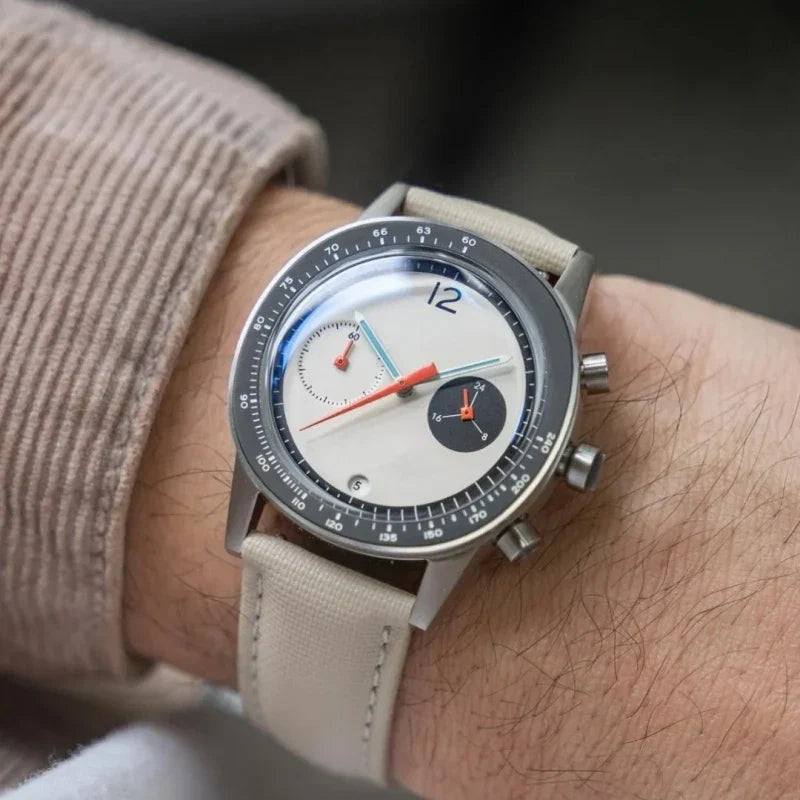 Meridiano 507 — Chronograf na kůži