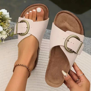 Trendy dámské pantofle s platformou a houbovým efektem