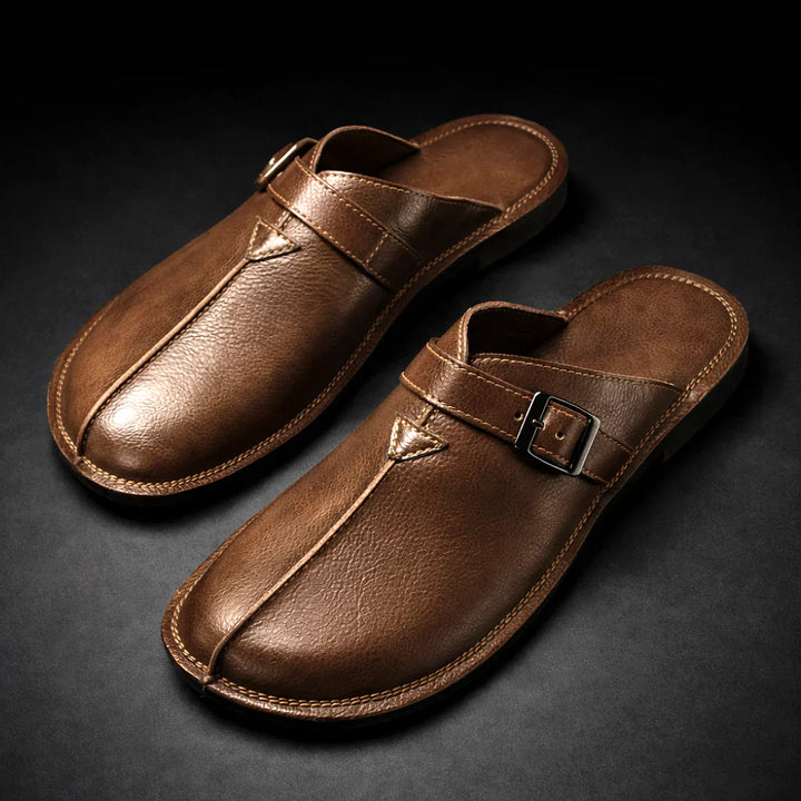 Mule z měkké kůže s přezkou – Řemeslný středomořský styl